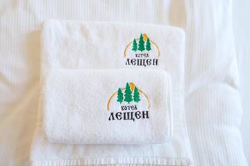 Фото номера Четырехместный номер Отель Hotel Leshten г. Лештен 12